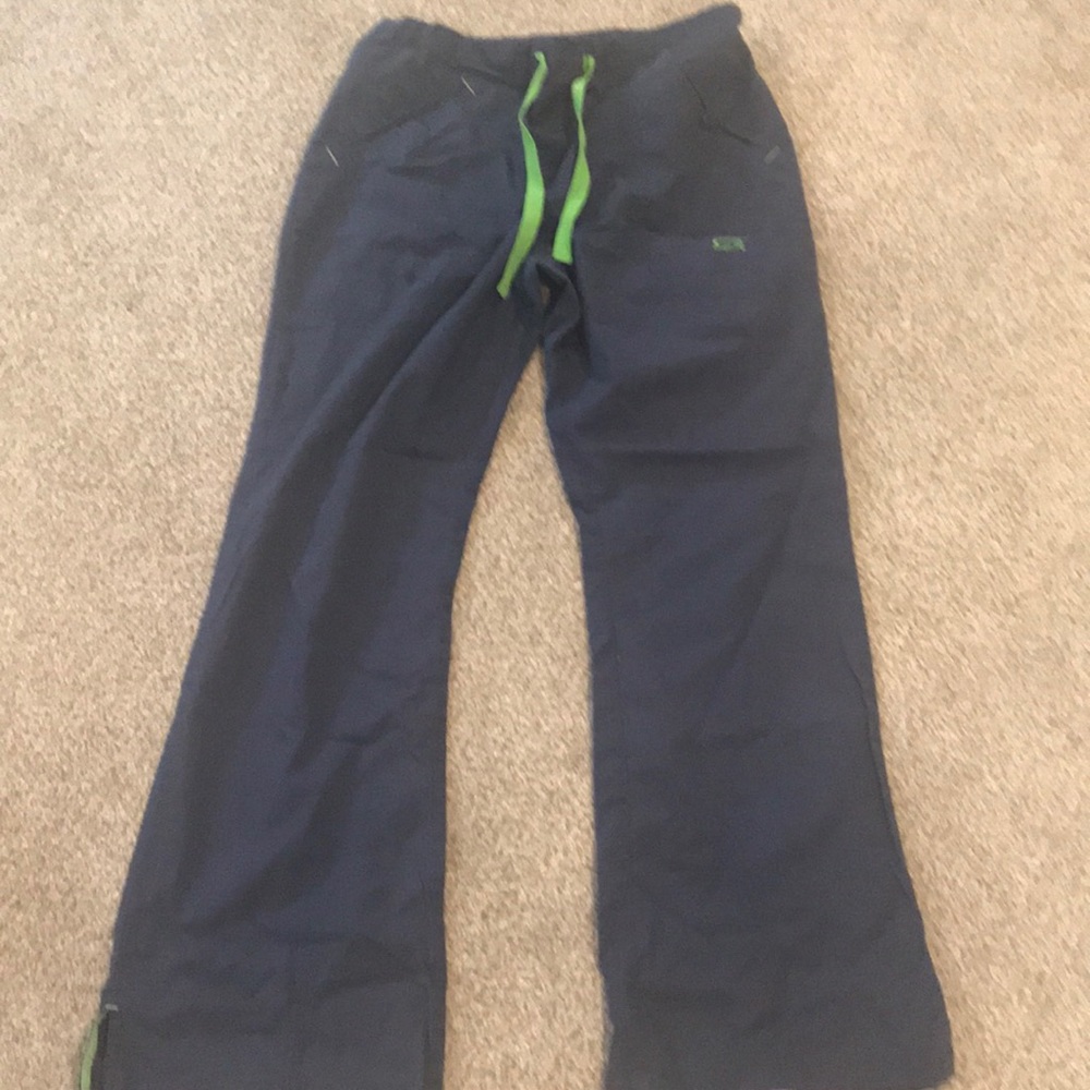 Iguanamed medium scrub pant